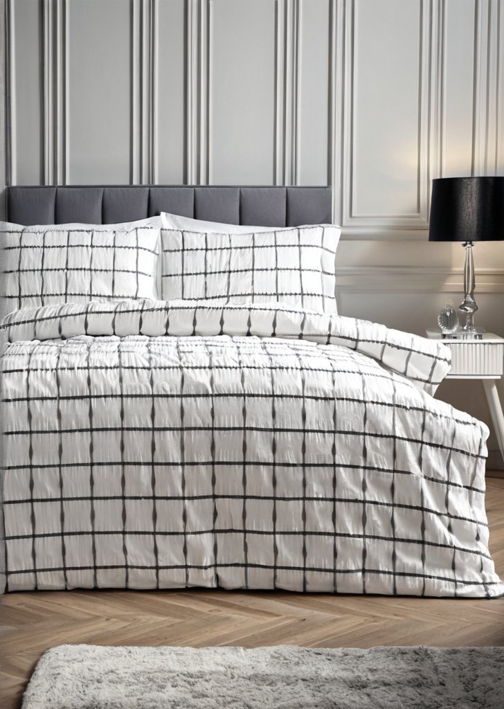 Zestaw pościeli w czarną kratką