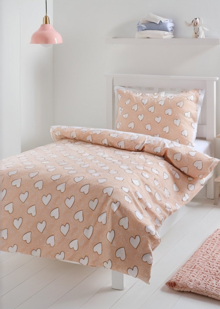 Zestaw pościeli polarowej w różowe serca